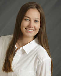 Lauren : Dental Assistant